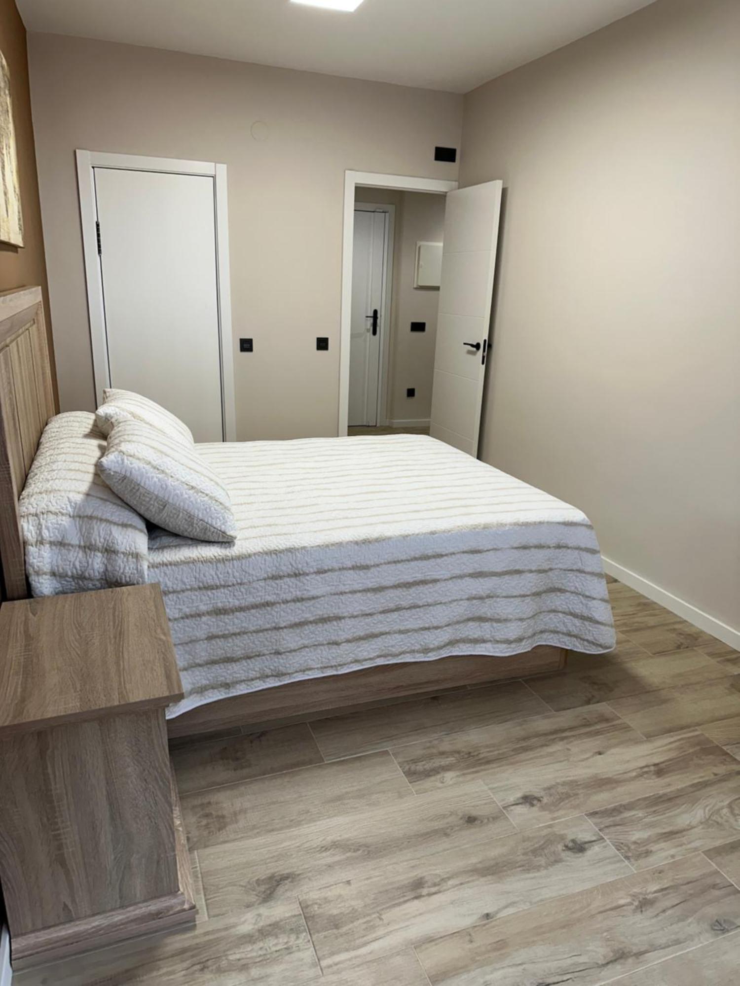 Apartamento Puente Romano Ourense Luaran gambar